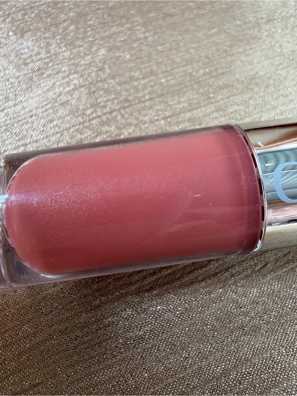 Clinique moisturizing lipgloss